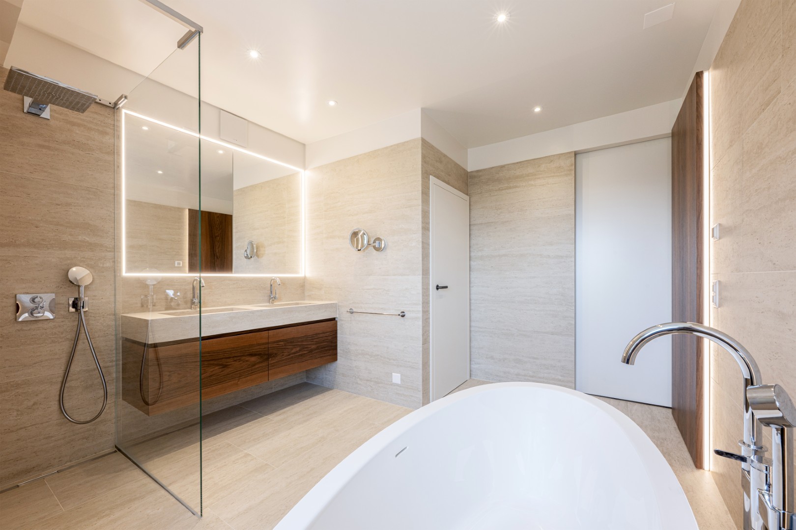 salle-de-bain-bois-noyer-menuiserie-suarato-lausanne