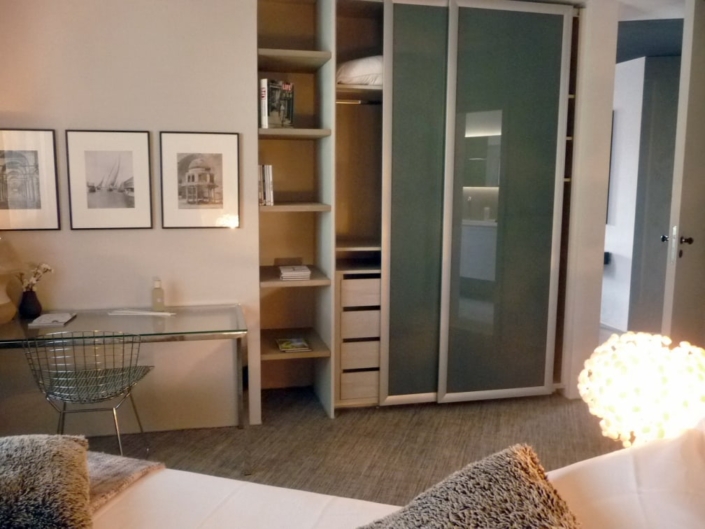 Armoire Sur Mesure Portes Coulissantes Verre Menuiserie Suarato Lausanne