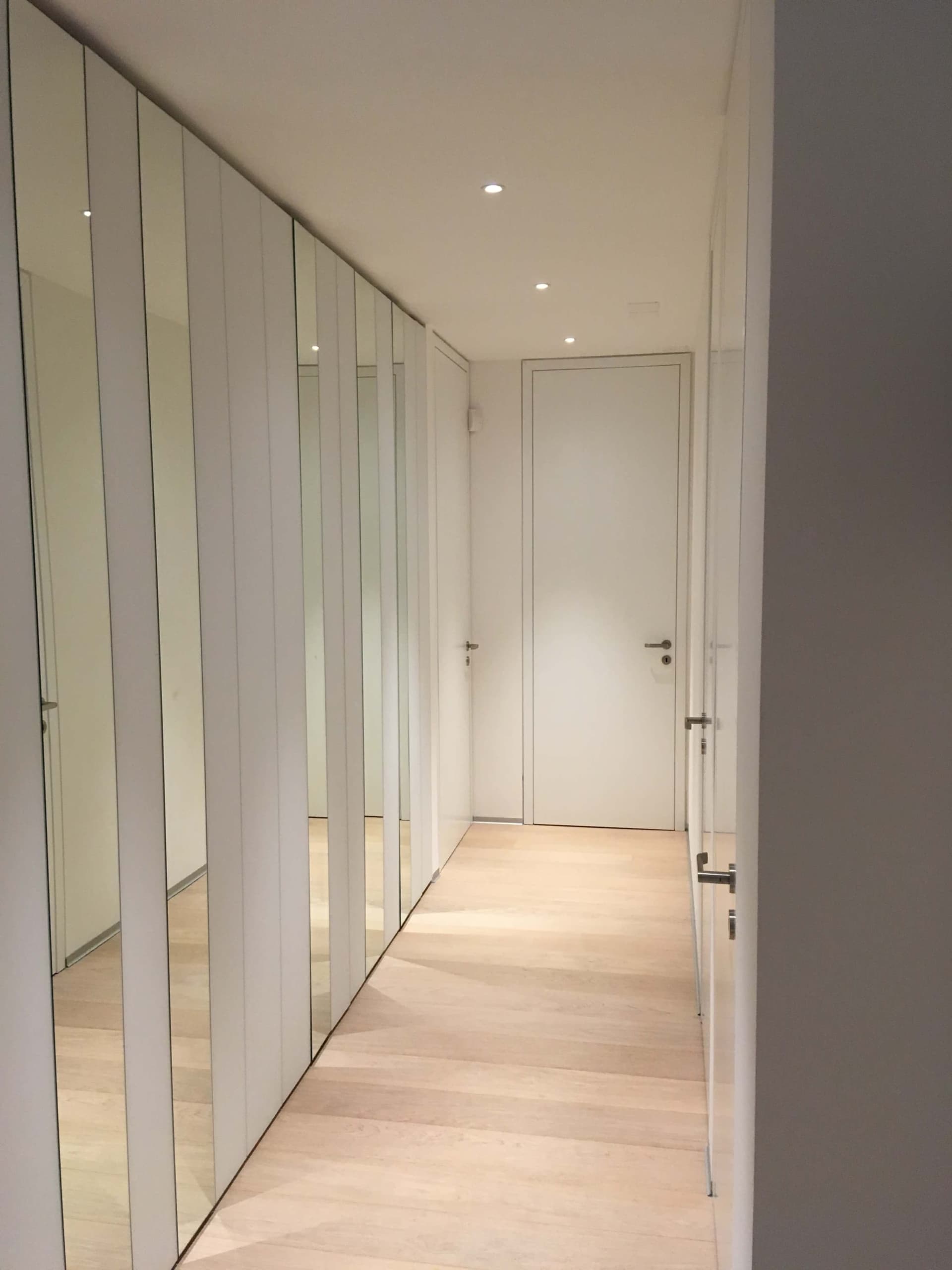 Portes Interieures Exclusives Blanches Menuiserie Suarato Lausanne